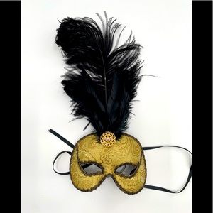 Masquerade face mask